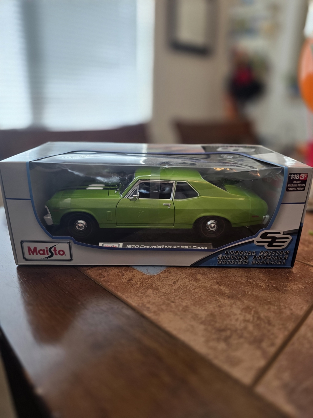 Maisto 1970 Chevrolet Nova SS Coupe Diecast - Lime Green